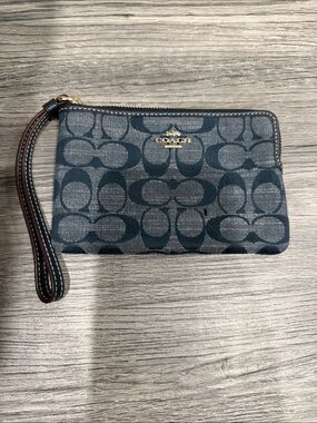 Coach Navy and Black Signature Wristlet with Gold Logo